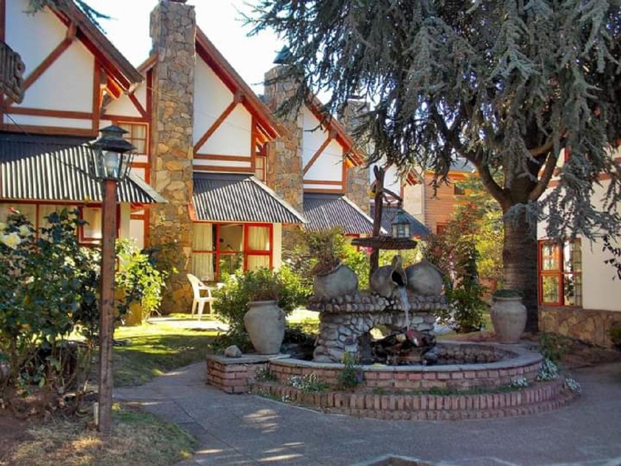 Cabanas Luz De Luna San Martín de los Andes Esterno foto